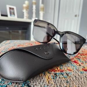 DIFF Gia Black on Black Sunglasses